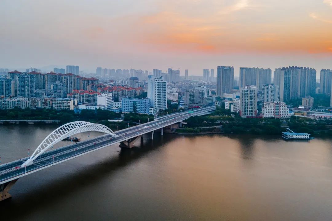 这条规划近十年的高铁，要开建了