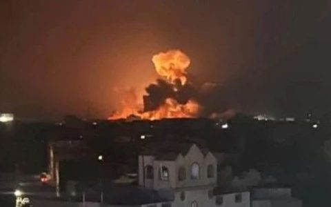 美英空袭也门胡塞武装意味着什么？伊朗会被进一步卷入冲突吗？